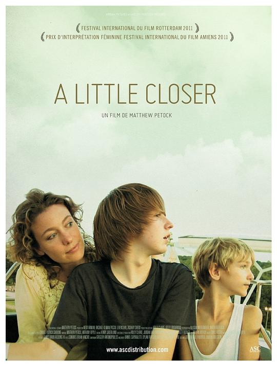 再靠近一点 A Little Closer (2011)